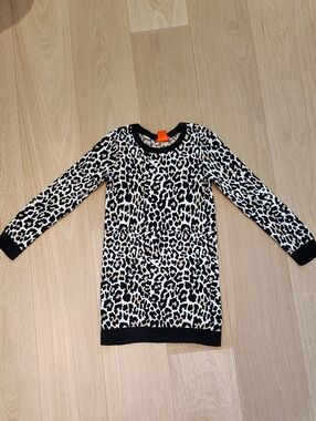 Joe Fresh Navy and Cream Leopard Knit Top